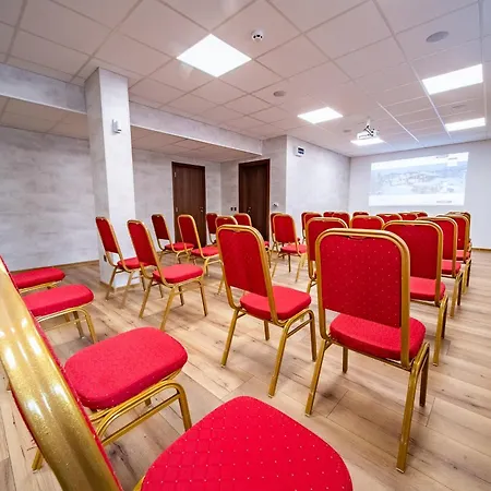 Oak & Relax Hotel 3*